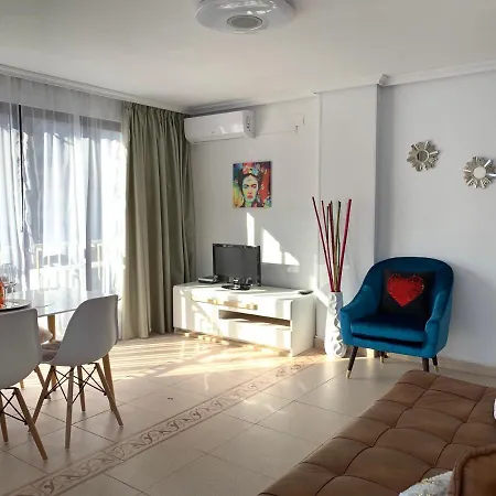 Playa De Levante Sea View Apartment