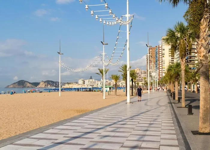 Playa De Levante Sea View דירה *